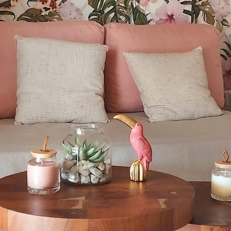 Loutraki Pinky Pearl Apartamento Exterior foto